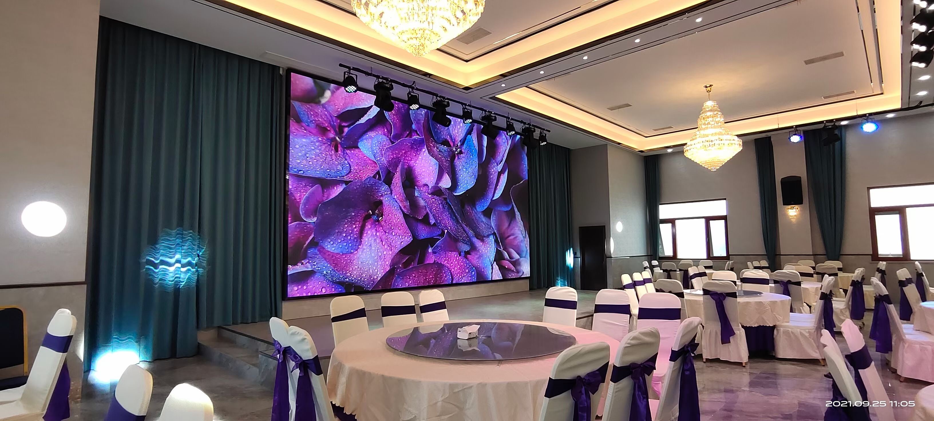 江苏扬州宏城大酒店宴会厅项目